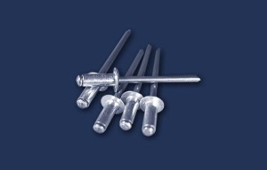 4,0x8 nit zrywalny aluminiowo nierdzewny DIN 7337 ALU/A2